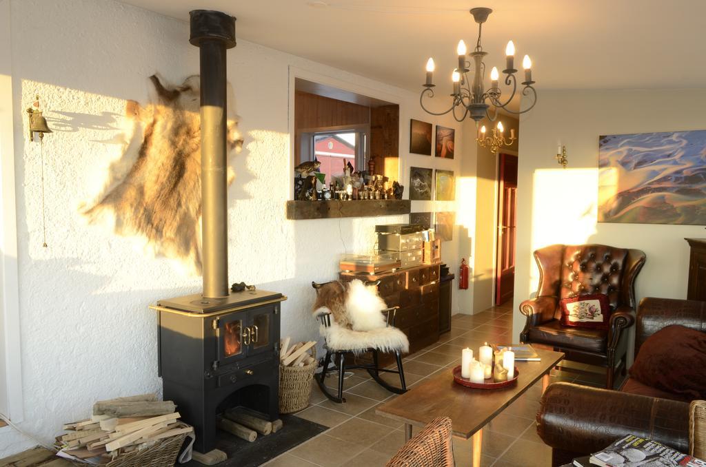 Hrifunes Guesthouse エクステリア 写真