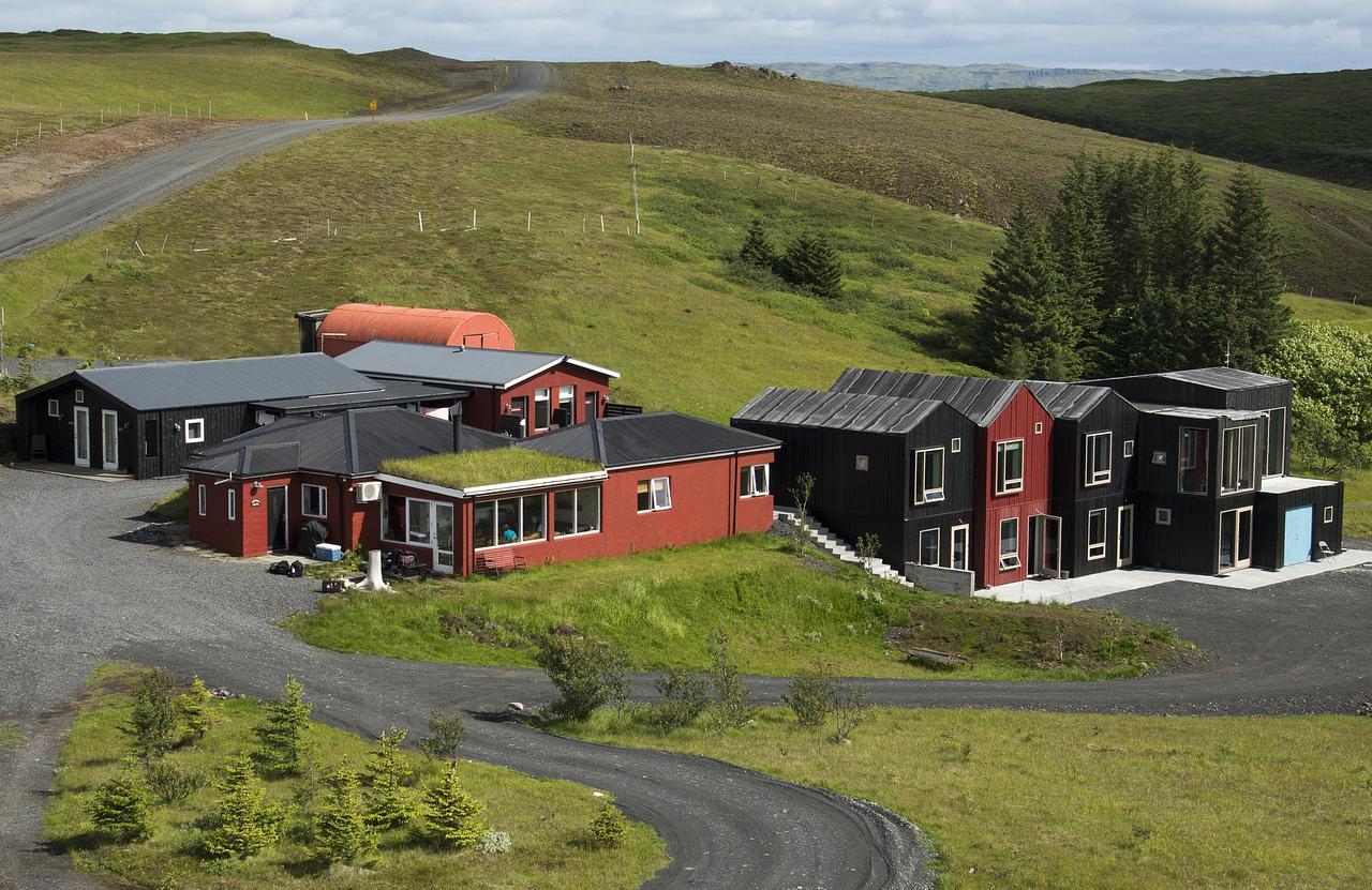 Hrifunes Guesthouse エクステリア 写真